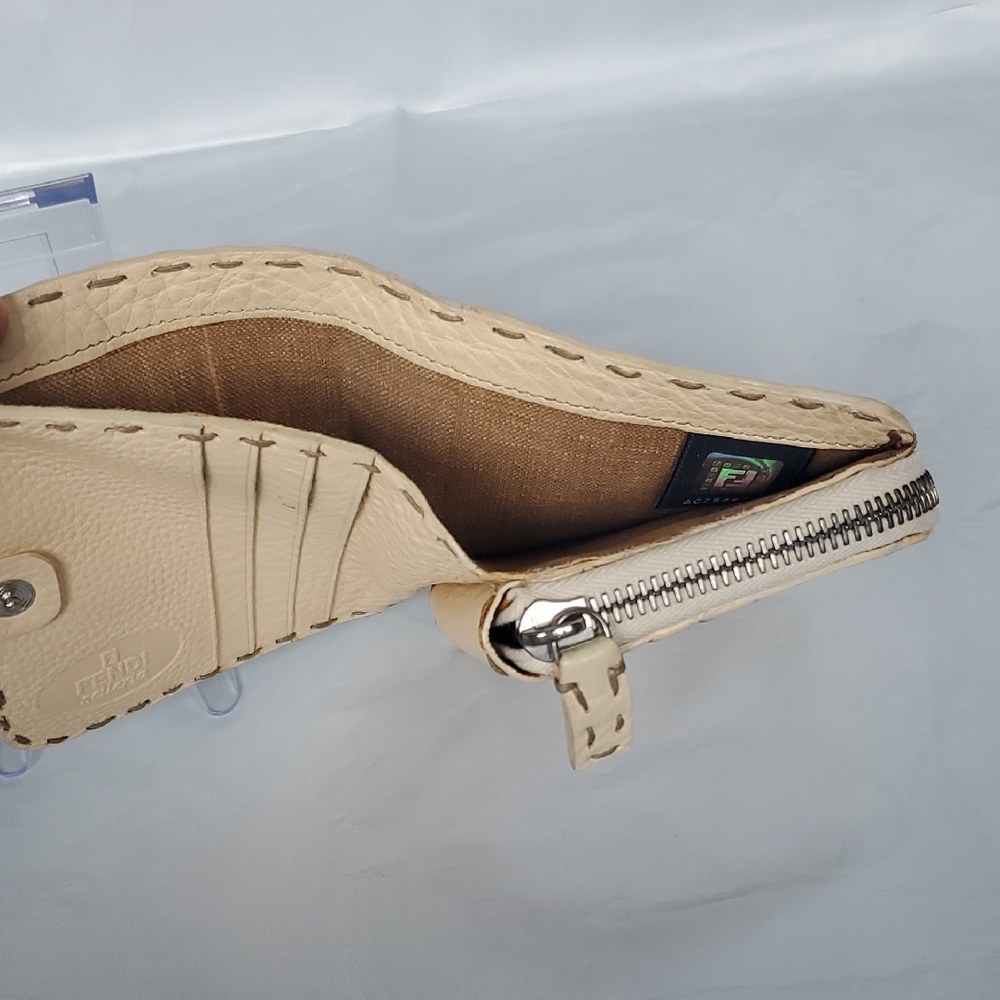 FENDI Selleria Cream Leather Wallet - Picture 7 of 15